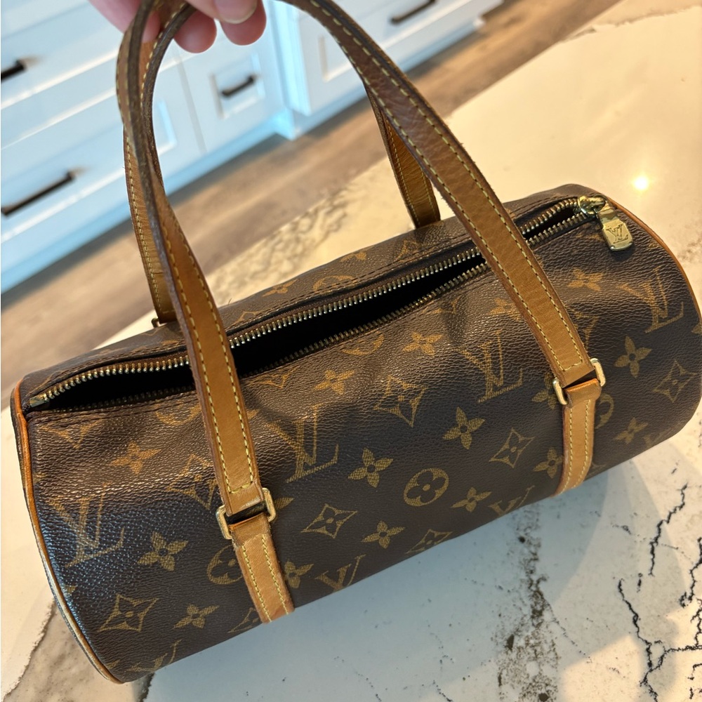 AUTHENTIC LOUIS VUITTON Monogram Papillon 30